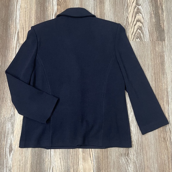 St. John Collection Size 10 - Picture 2 of 6